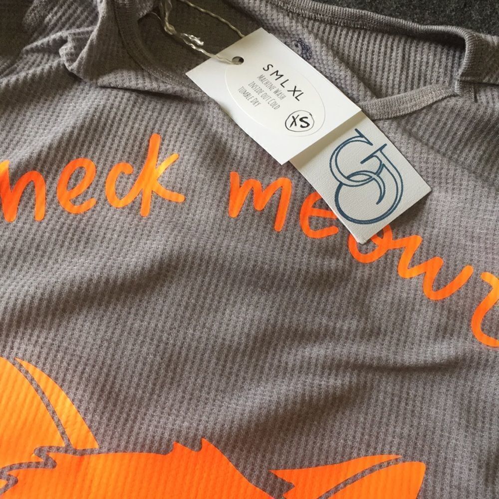 Check Meowt Thermal CropTop - Picture 4 of 9